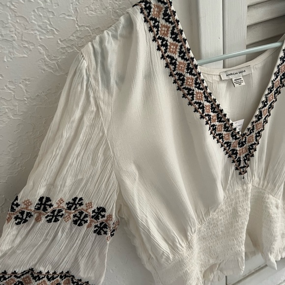 American Eagle, peasant top, size Medium - Picture 3 of 4